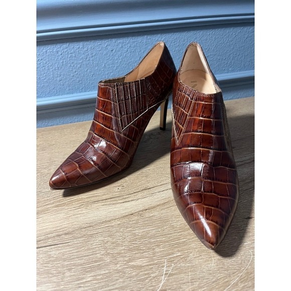 Inez Shoes - Inez Pointed Toe Brown Embossed Leather Ankle Booties Stiletto Heel Size 8.5M